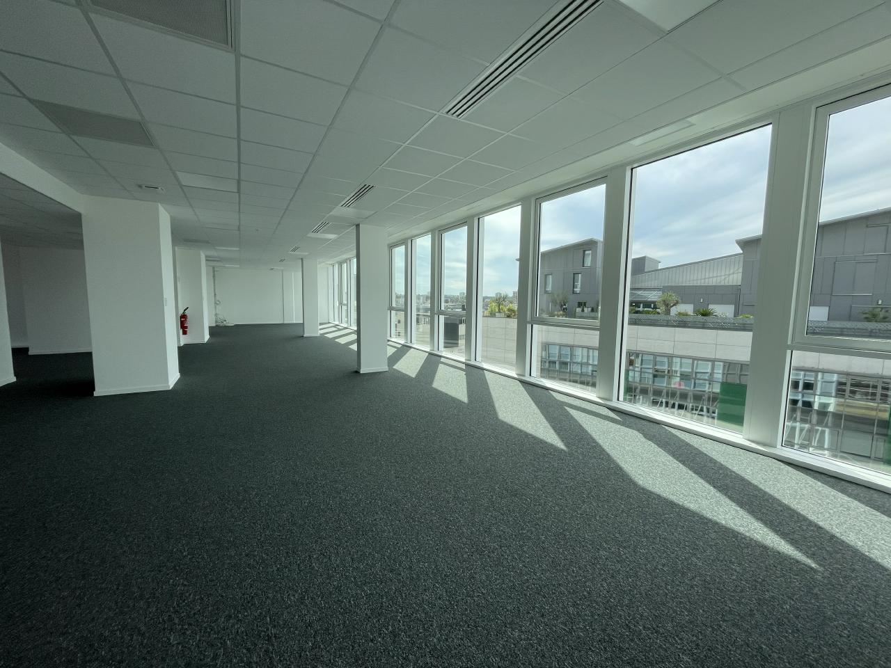 Bureau Tours 408m² Location bureau Tours Indre-et-Loire OLBUR2119666 3